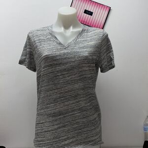 🔥VICTORIA SECRET Pink T-SHIRT SZ M NEW